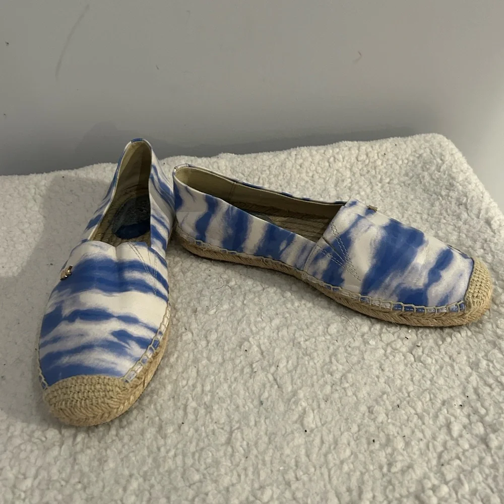 Michael Kors Women's Sz 5 Kendrick Espadrille Slip On Flats Blue White Tie Dye